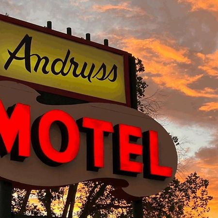 Andruss Motel Walker 외부 사진